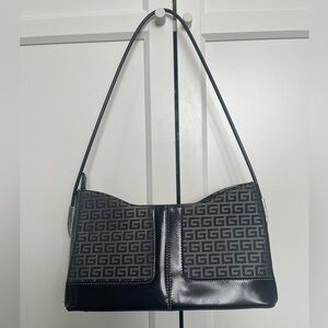 10$ ❤️ Black and Gray Shoulder Bag